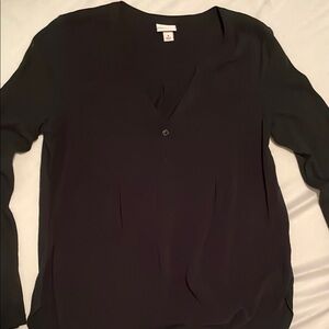 Black Long Sleeve V-Neck Blouse